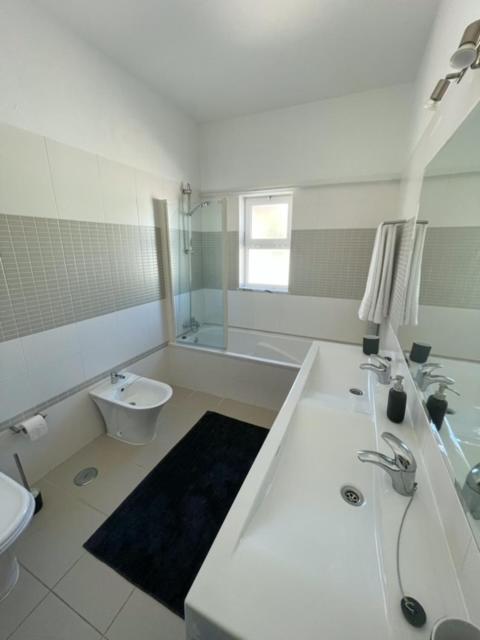 Linha D Agua - Ap Apartment Salema Ngoại thất bức ảnh
